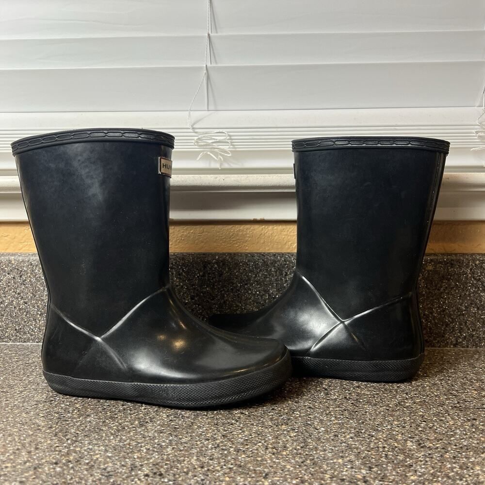 Hunter Kids Black Rubber Rainboots Size UK 13 US Girls 2 Boys 1 Mid Calf Pull On - Picture 4 of 11